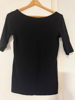 GAP Black Boatneck Short Sleeve Top